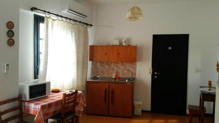 Kostas Studios Apartments - Ενοικιαζόμενα Δωμάτια Με Κουζινάκι Мирина Экстерьер фото