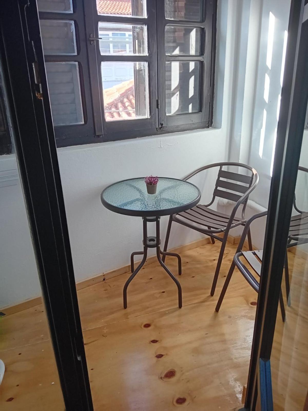 Kostas Studios Apartments - Ενοικιαζόμενα Δωμάτια Με Κουζινάκι Мирина Экстерьер фото